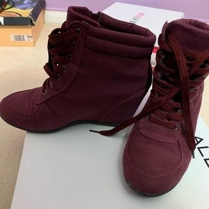 Ankle Booties ( hidden heels)